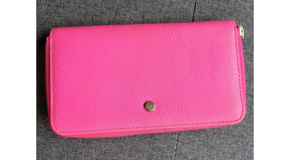 Pink Vegan Leather Wallet Zippered pouch and credit card holders 5 x 4